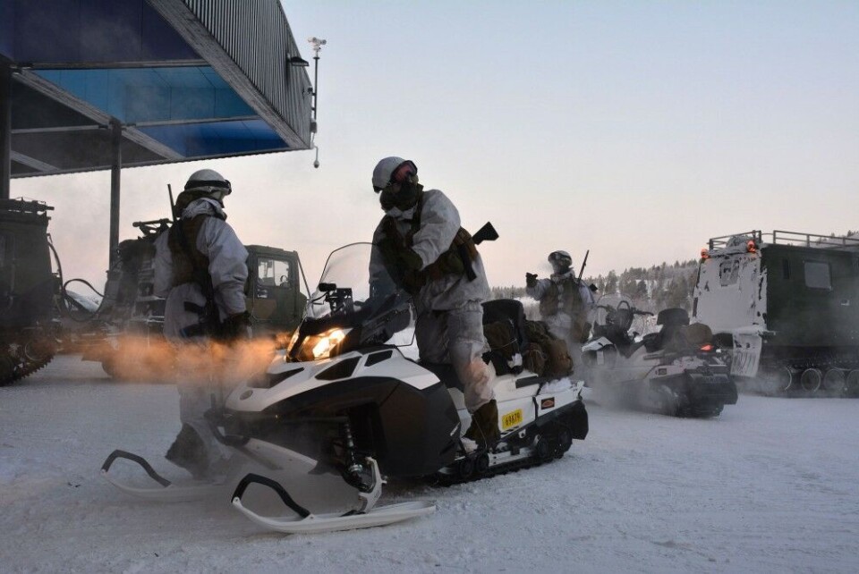 Soldiers guarding the border to Russia. Photo: Atle Staalesen