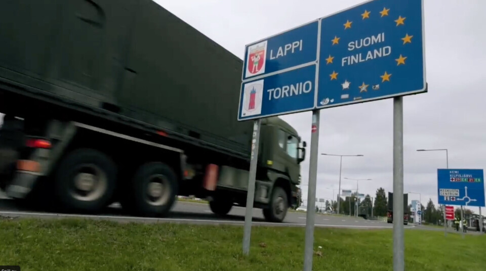 A convoy of Swedish military vehicles drove into Finland on Saturday. Photo: Finnish Defense Forces