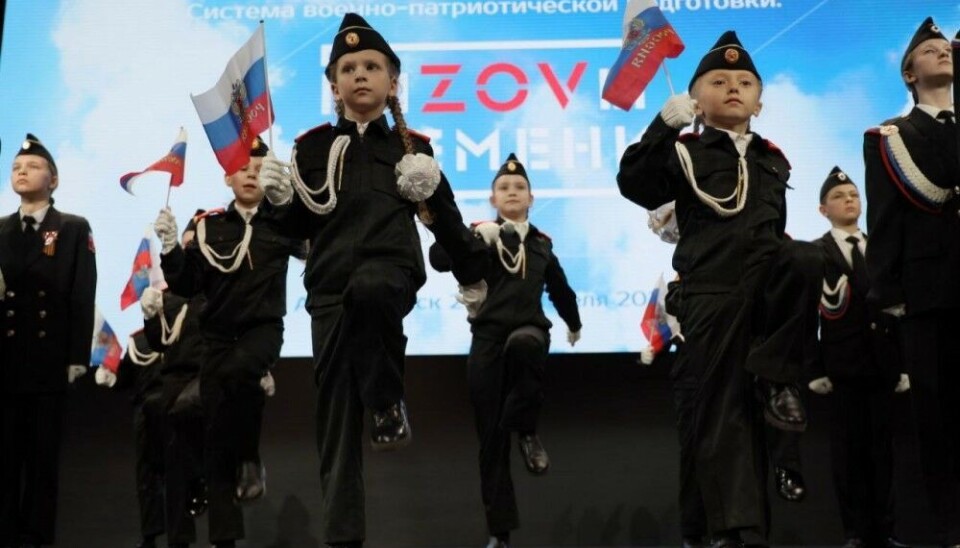 Kids marching in the opening show of the patriotism forum in Arkhangelsk. Photo: patriot29