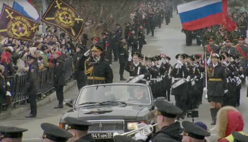 The black and yellow flag of the Wagner Group on display during the 9th May parade in Murmansk. Screenshot of video