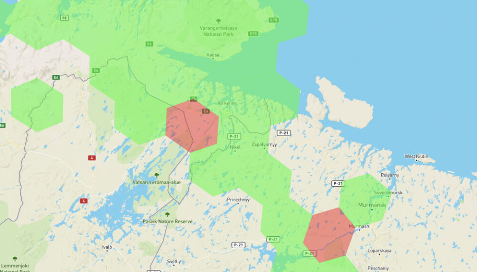 February 25: Red marks areas with high GPS jamming. Green is low. Russia’s Northern Fleet has several electronic warfare units near Severomorsk, in the Pechenga region near the border with Norway and Finland. The red area marked on the Norwegian side of the border is the final approach for civilian aircraft landing from west to east at Kirkenes airport. Screenshot from GPSJam.org