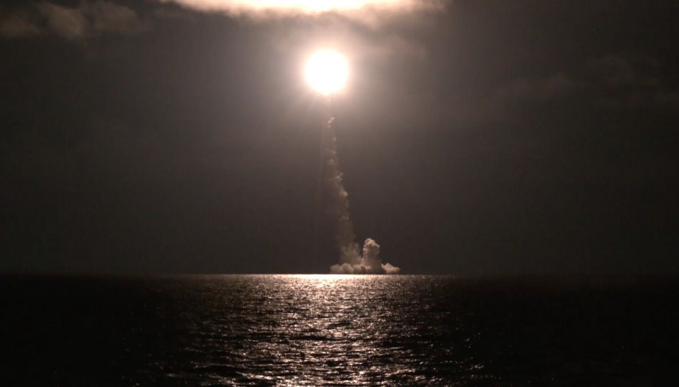 The submarine test-launched the missile from submerged position. Screenshot from Russian Defense Ministry video