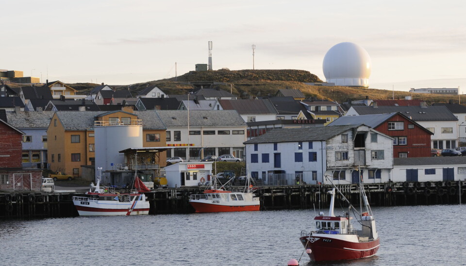 Norway’s intelligence service has a space radar system located on the hill above Vardø. Photo: Thomas Nilsen