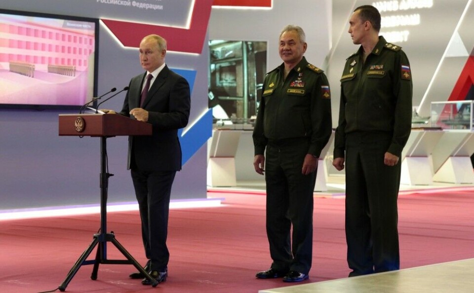 President Vladimir Putin, Defense Minister Sergei Shoigu, and Deputy Defense Minister Alexei Krivoruchko attended the keel laying ceremonies via video-link. Photo: Kremlin