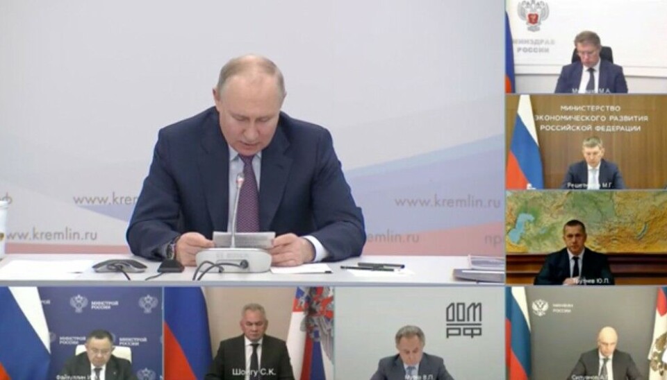 Defense Minister Sergei Shoigu might not have taken actual part in the video meeting on the development military towns in the Kola Peninsula. The video translation showed only a frozen picture of the minister. Screenshot of video