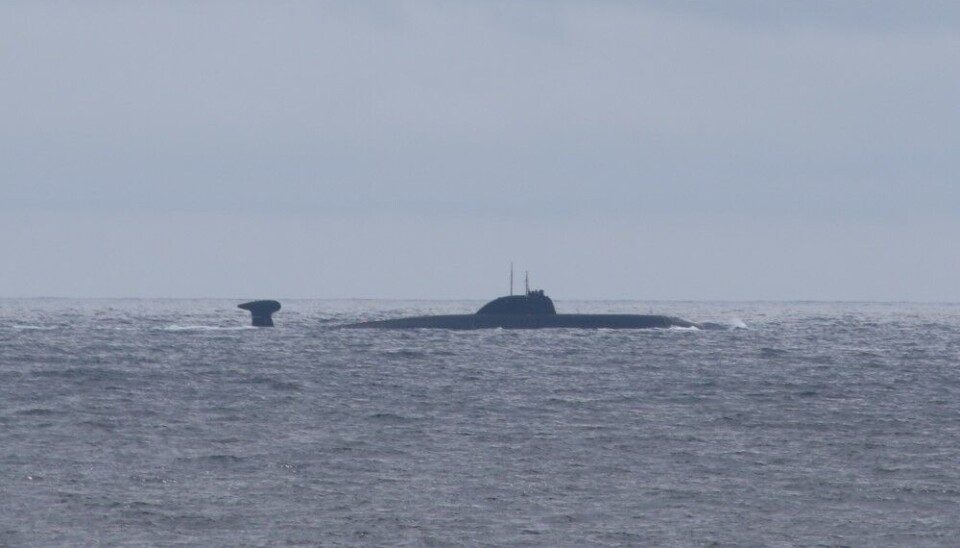 The Viktor-III class submarine Tambov steams along the surface of Skagerrak on Monday. Photo: Norwegian Armed Forces