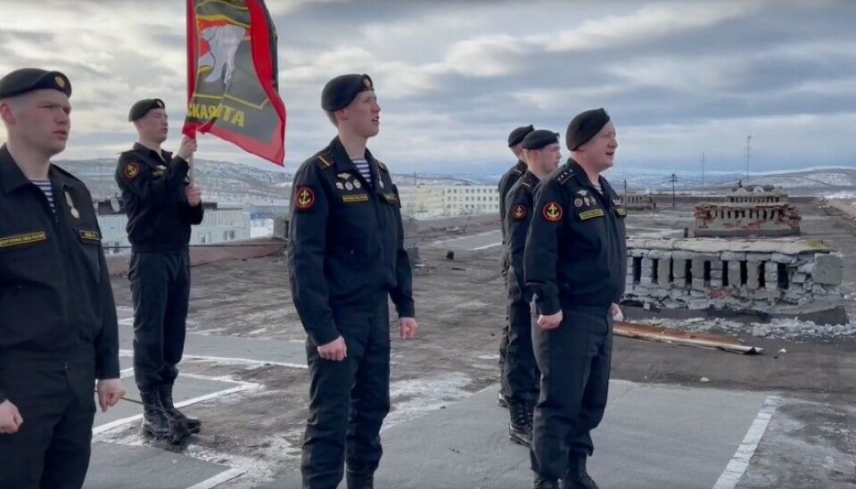 61-я отдельная бригада морской пехоты базируется в поселке Спутник, расположенном недалеко от границ Норвегии и Финляндии. Фото: кадр видео