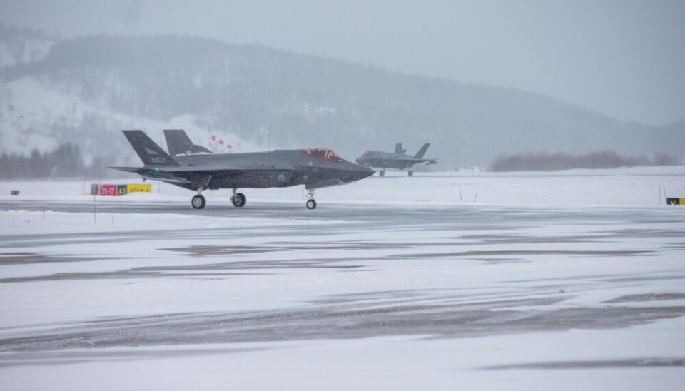 A pair of F-35 fighter jets is always on alert for NATO here at Evenes Air Base in northern Norway. The planes are airborne in less than 15 minutes after the order to scramble comes from NATO. Photo: Mariann Beausire / Norwegian Defence Forces