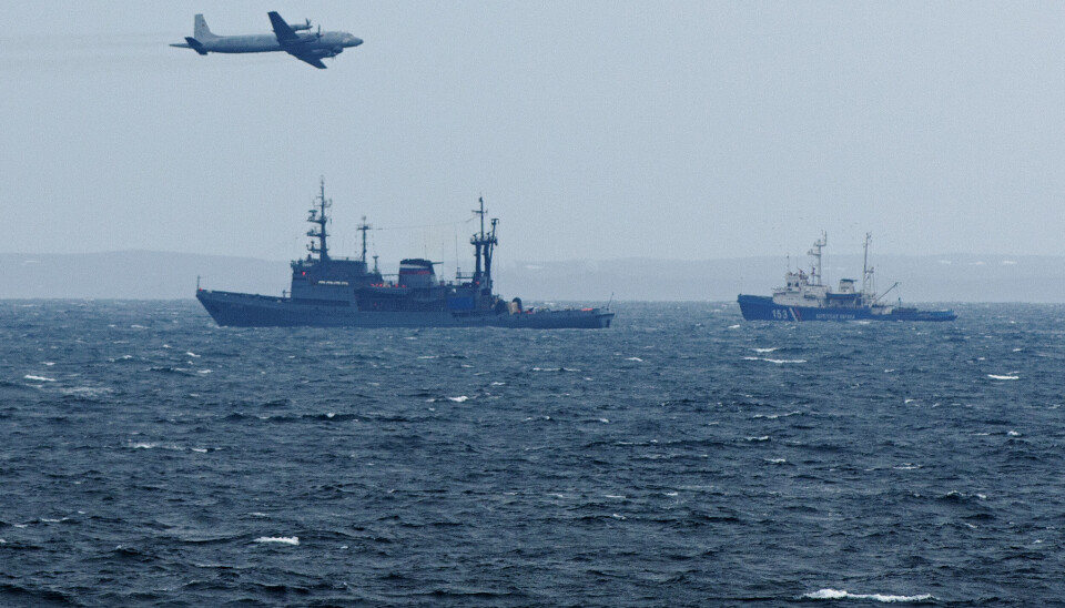 A Russian military Il-38, normally used in anti-submarine operations, train search-and rescue in the Barents Sea together with the Northern Fleet’s ship “Altay” and FSB border guard ship “Zapolariye”. Photo: Thomas Nilsen