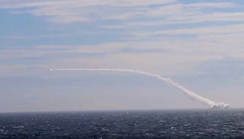 Cruise missile shooting in the Barents Sea from submarines Orel and Severodvinsk. Screenshot of video from Northern Fleet