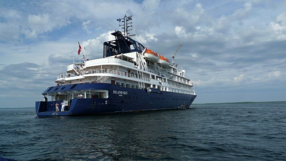 Cruise vessel «Island Sky» in the White Sea. Photo: Thomas Nilsen