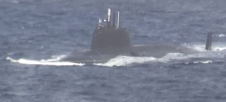 Two nuclear subs transferred under Arctic ice cap