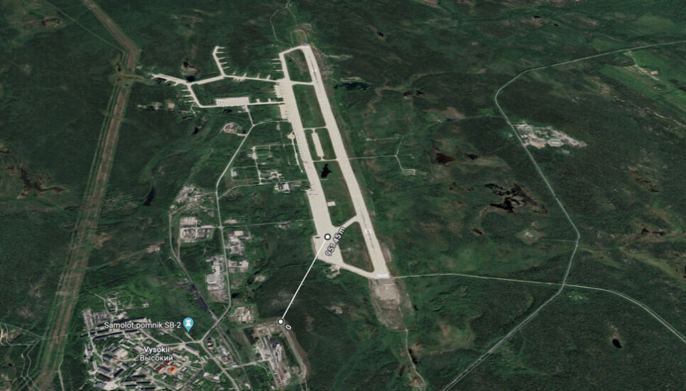 The Olenya airbase is located some 90 km south of Murmansk. Distance to Finland is about 150 km and distance to the Norwegian border is about 200 km.