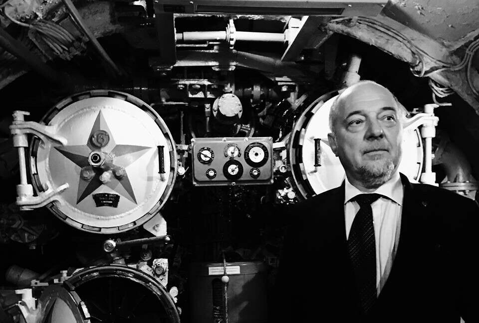 Kirkenes town Mayor Rune Rafaelsen visits museum submarine K-21 during his visit to Severmorsk. Image courtesy of Rune Rafaelsen
