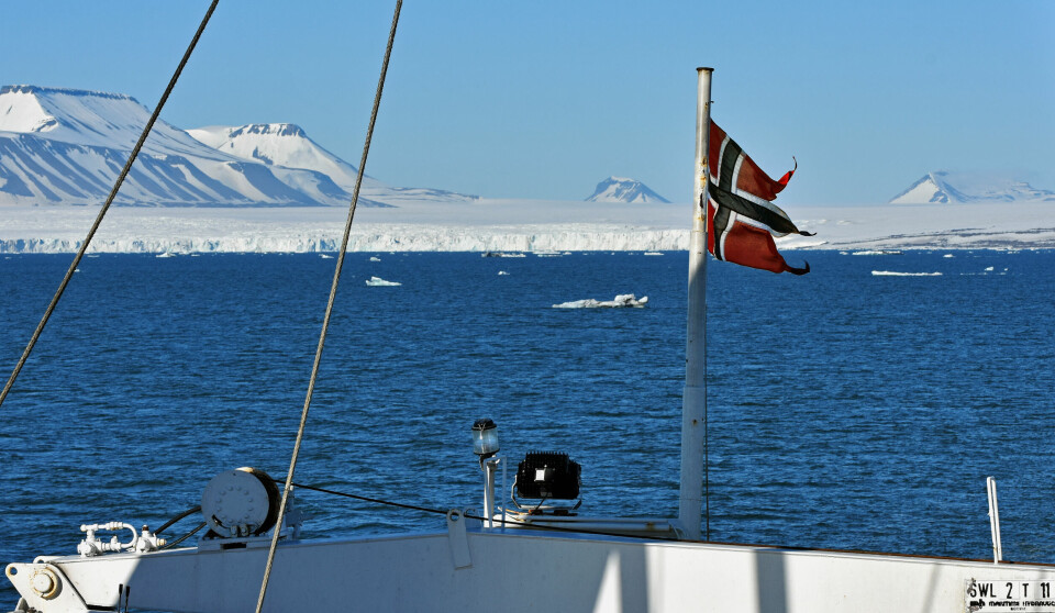 The Hornbreen glacier debouches into Hornsund on the western shores in Sør-Spitsbergen National Park, an area where ships are not allowed to sail with heavy fuel oil today. Photo: Thomas Nilsen