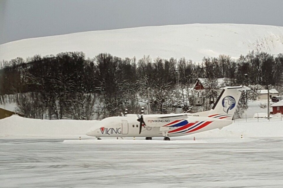 FlyViking operates Bombardier Dash 8 with 39 seats. Here at the airport in Tromsø. Photo: Thomas Nilsen