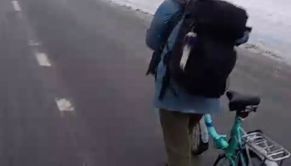On the move towards the border. Screenshot of video of migrants on their way towards the Russian-Finnish border, posted on an Arabic-language Telegram
