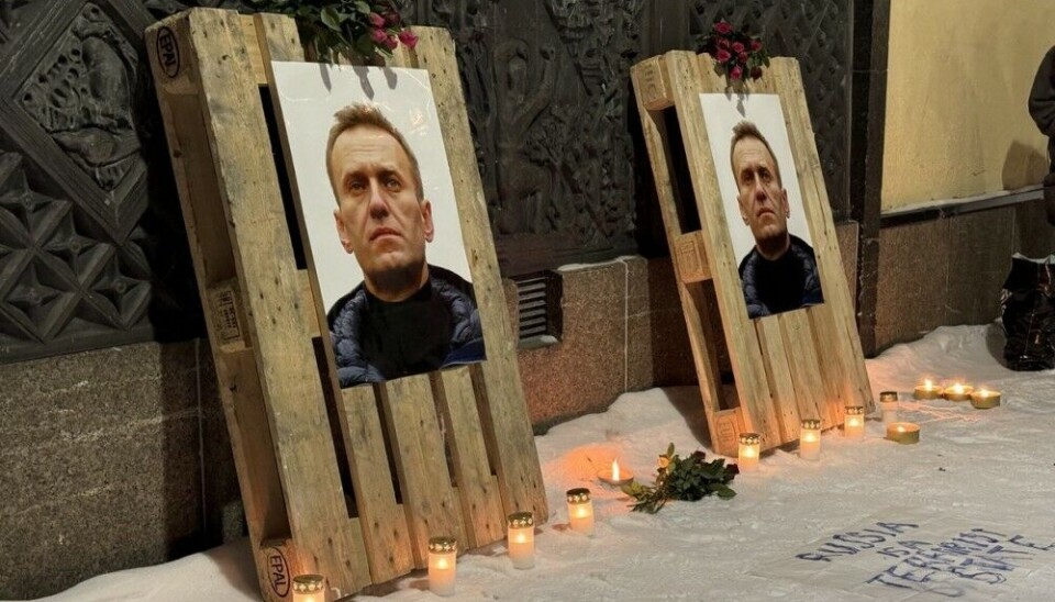 Мемориал Алексея Навального напротив Генконсульства России в Киркенесе. Фото: Георгий Чентемиров