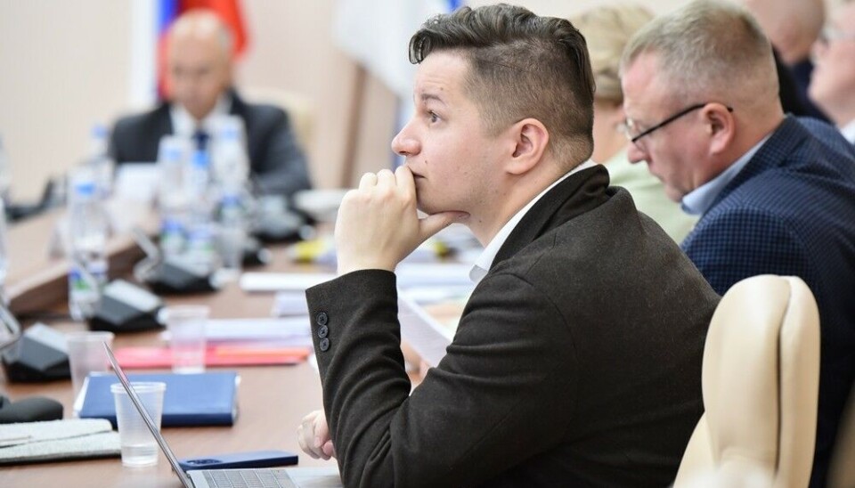 Виктор Воробьев продолжает депутатскую работу, невзирая на противодействие. Так, его выступления вырезают из трансляций заседаний Государственного совета республики. Фото из личного архива политика