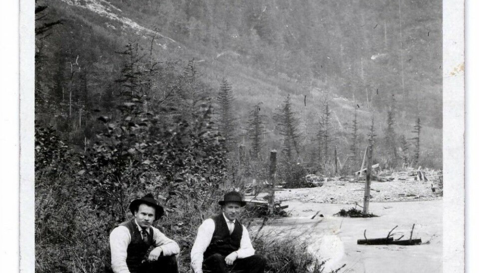 Alexander Koskelainen (left) and his wife Warma at the gold mines of Alaska, USA, in 1913. Photo: Mihkel Alatalo personal archives.
