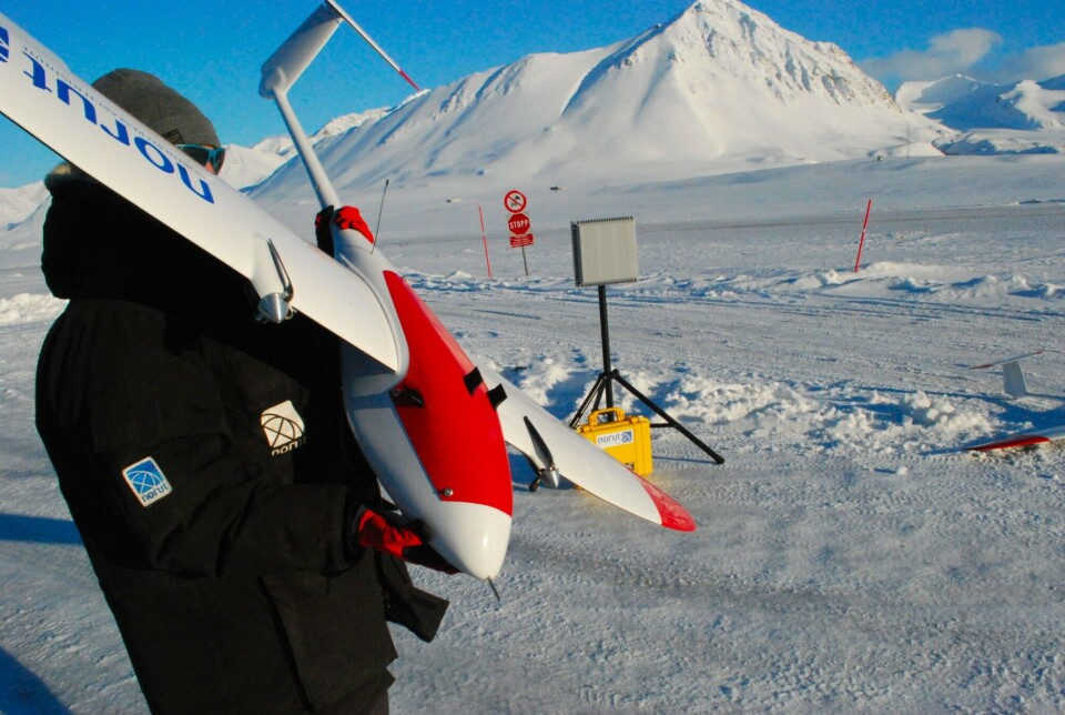 Cryowing Scout drone and the Radionor communication equipment that allows for real-time data transfer of both visual and thermal imagery of the ice and real-time analysis of sea ice fraction and ice floe sizes. Photo: Rune Storvold / Norut Northern Research Institute