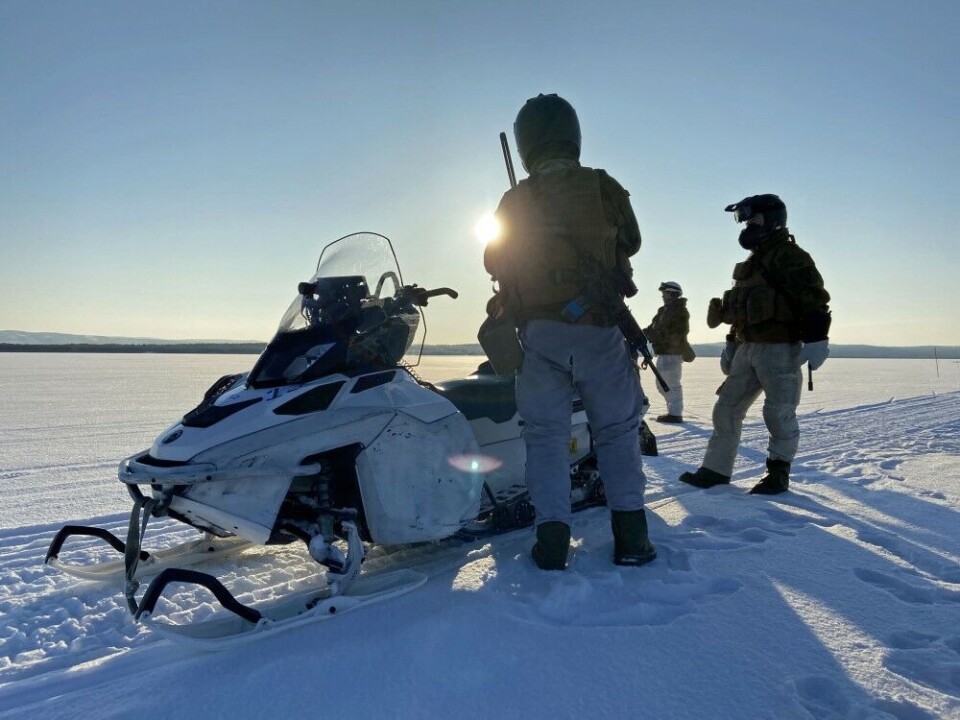 Norwegian soldiers are guarding the 197 km border with Russia.
