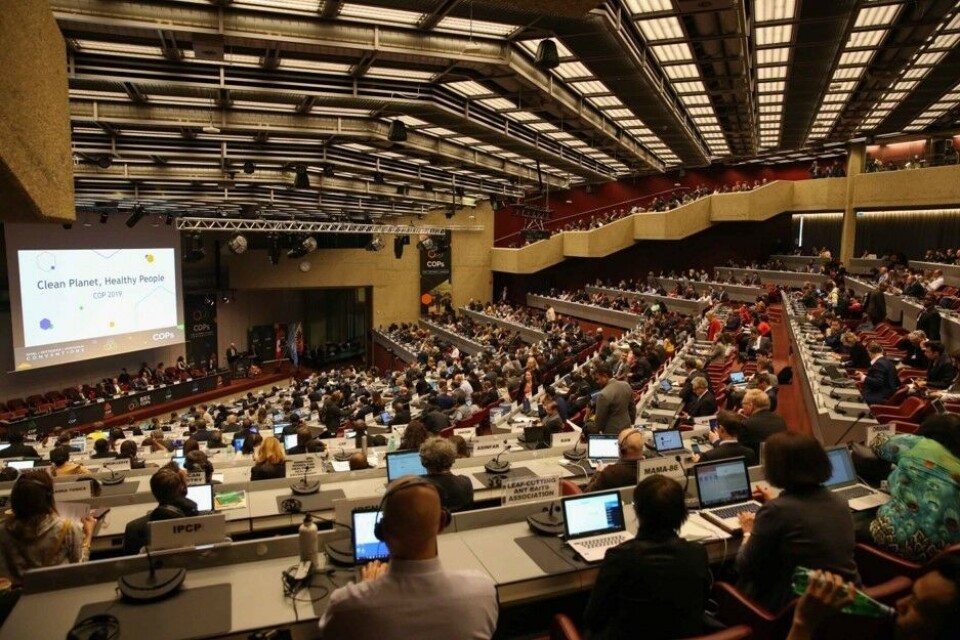 Addressing multiple stressors: Arctic science and the Stockholm Convention