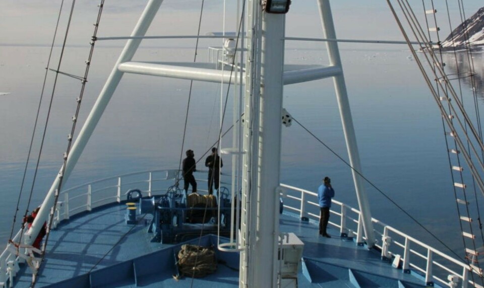 Warm water, fresh water, wind and tides – ice or no ice around Svalbard?