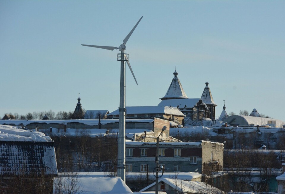 Wind turbine in downtown Murmansk. Atle Staalesen