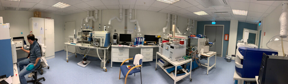 Samples collected from arctic animals are analysed at the NILU laboratories in Tromsø (photo) and Kjeller. Photo: Dorte Herzke / NILU – Norwegian Institute for Air Research