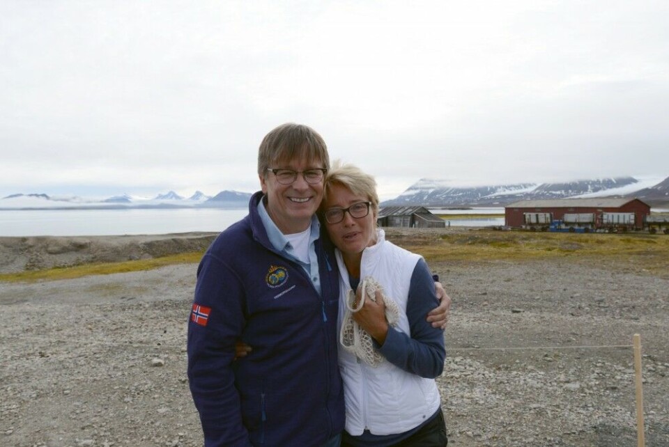 Geir Wing Gabrielsen interacts with people from all walks of life – the complete unknowns and the global superstars. He has lectured for ministers and politicians, and the heirs to the thrones of all three Scandinavian monarchies. In 2014, when movie star Emma Thompson visited Svalbard with Greenpeace to call attention to the melting Arctic, she heard Gabrielsen lecture on climate change and its effects on the ecosystem of Kongsfjorden. Photo: Ann Kristin Balto / Norwegian Polar Institute