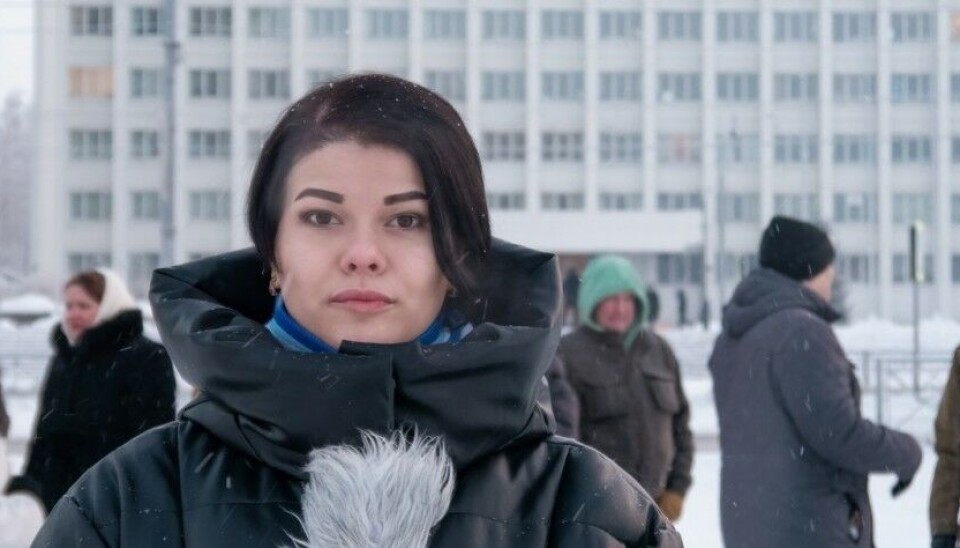 Елизавета Бычкова. Северодвинск — Архангельск. Активистка в прошлом.Возглавила штаб Навального в Архангельске в 2020 году, сменив на этом посту Андрея Боровикова. После массовых обысков 23 марта 2022 года стала подозреваемой по “делу ФБК”. Практически сразу стала сотрудничать со следствием, благодаря чему ей смягчили обвинение. По информации “SOTA”, у Бычковой имеется тяжелое заболевание. 16 января 2023 года была приговорена к году ограничения свободы по статье 239 УК РФ. Признана политической заключенной. Вернуться к чтениюФото: Руслан Ахметшин