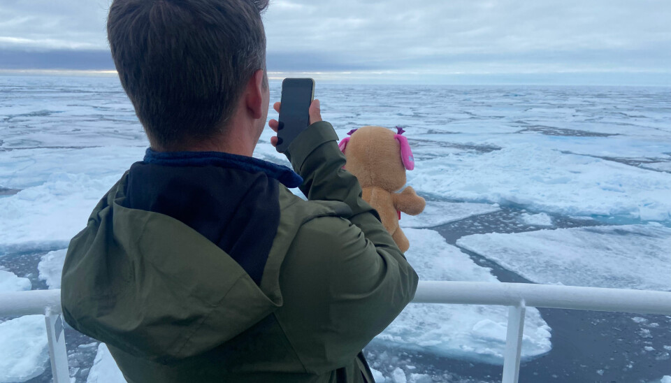 A photo for the next generation. Will kids growing up today be the last to experience ice-covered waters in the Arctic during summer periods? A lot is at stake for the future of planet earth.