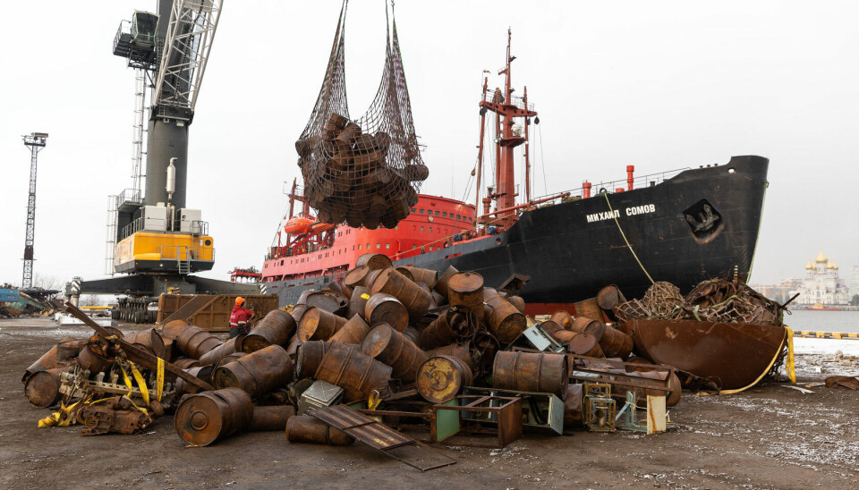 Rusty barrels from the Chelyuskin cape are being loaded off the ship as she came back to port in Arkhangelsk after the voyage from the northernmost tip of the Taymyr Peninsula in Siberia.