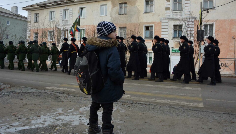 Hundreds of soldiers from the Kola Peninsula are reported missing by their families.