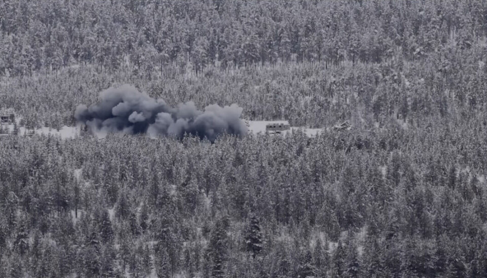 The guided JDAM bomb hit its target inside the Rovajärvi firing range.