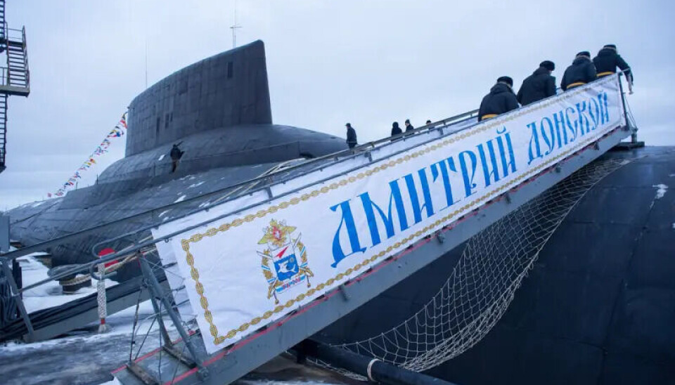 With a displacement of 48,000 tons, the Typhoon class was the largest in the world. When at patrols in Arctic waters, the submarines had a crew of 160 persons.