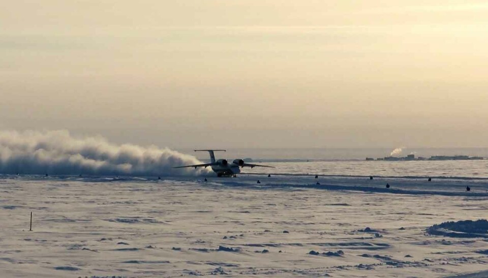 The Cape Baranov Ice Base in Severnaya Zemlya has a landing strip for aircraft.