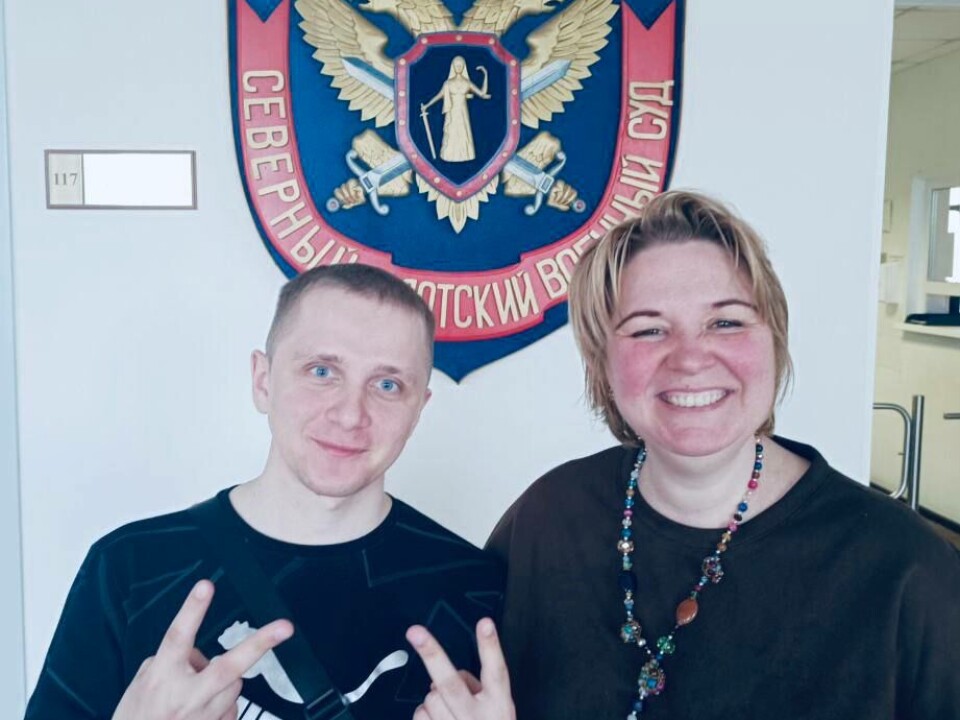 Dmitry Vasilets in the Northern Fleet Military Court on the day of the appeal, when the sentence was reduced by three months. Next to Dmitry stands his lawyer.