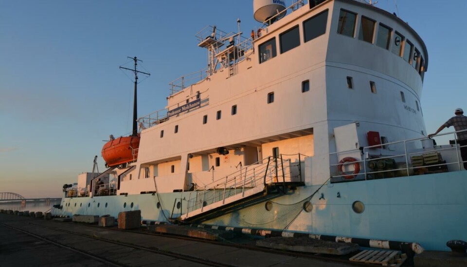 'Профессор Молчанов' research ship 'Professor Molchanov'
