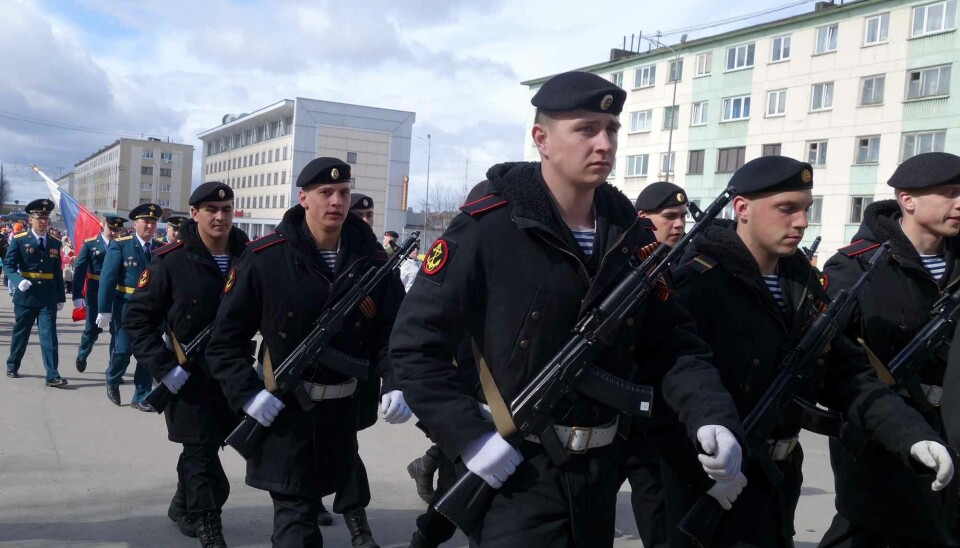 Marines from the 61st Naval Infantry Brigade parading in Zapolyarny, near the border to Norway and Finland.
