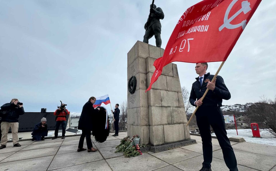 Russian General Consul Nikolai Konygin at the war memorial in Kirkenes, May 9 2025.