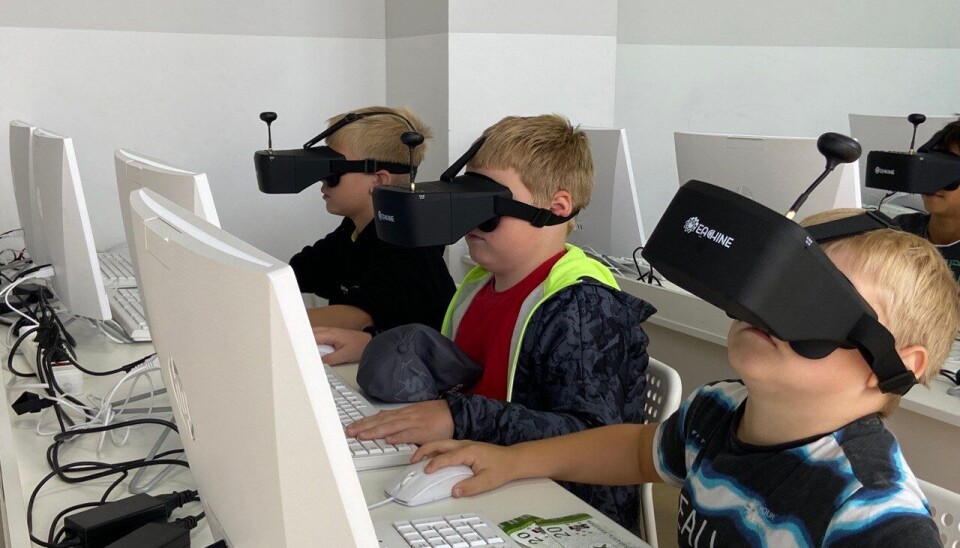 Поставщик дронов для армии будет учить детей управлению БПЛА