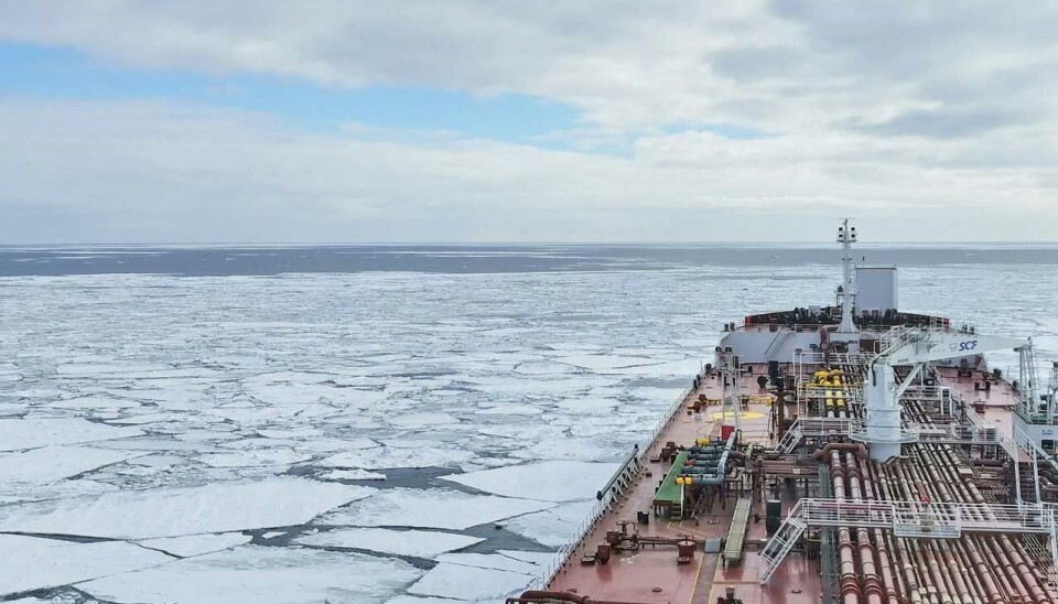 A significant number of oil tankers without ice-class are sailing into the icy waters of the Northern Sea Route.