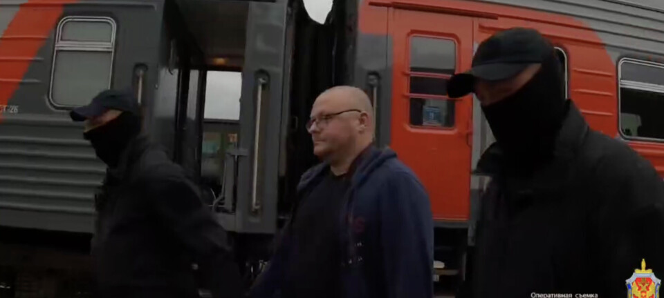 Суд утвердил 15 лет колонии юристу за несколько комментариев и сообщений сыну