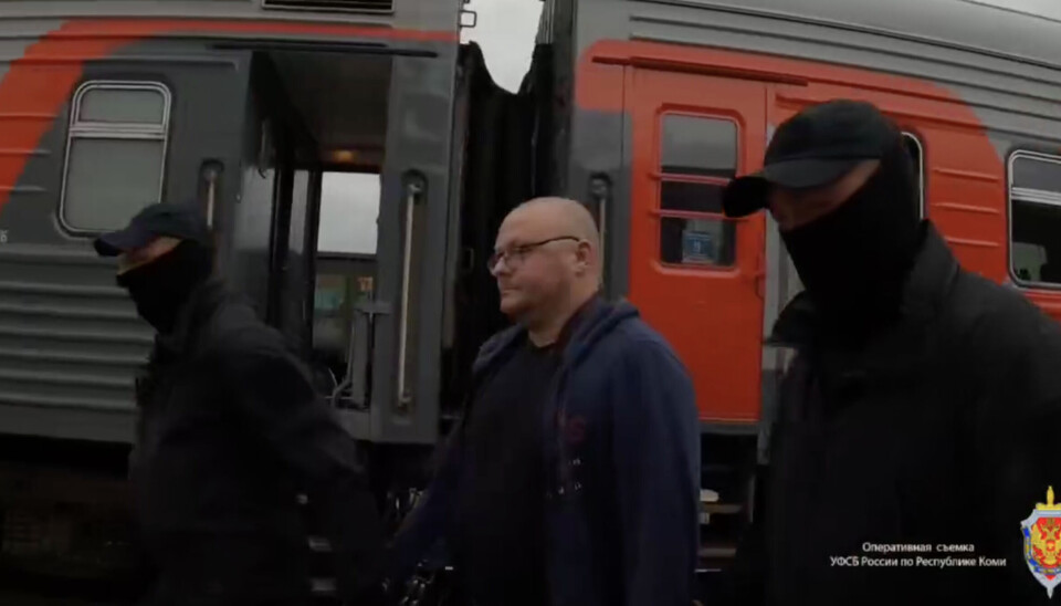 FSB officers detained Kalashnikov while he was travelling with his family on holiday.