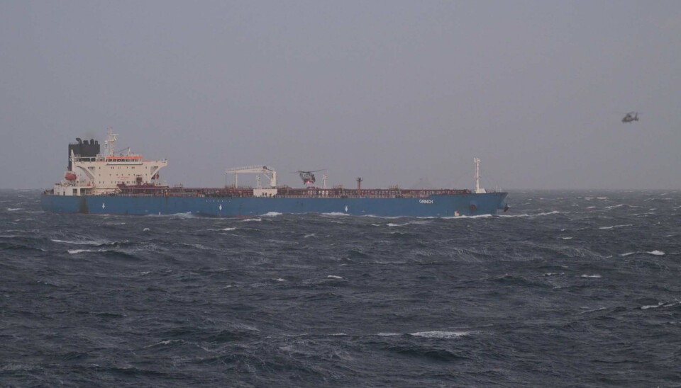 Using helicopters, French forces took control of the Grinch.