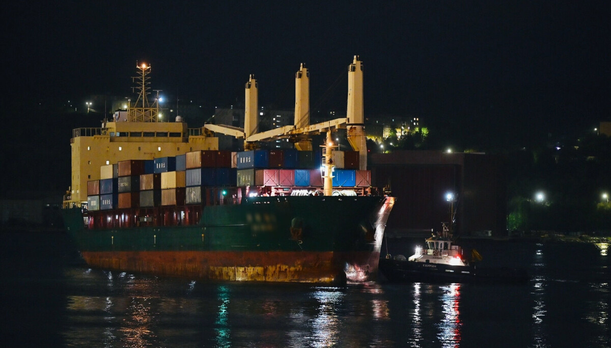 Container ships shuttling Arctic route between China and Russia carry car components, says Chinese shipper